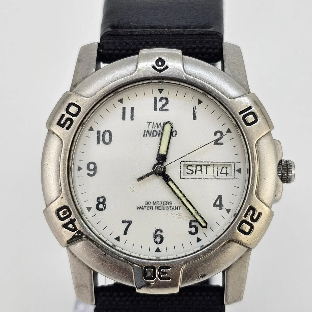 VTG Timex Men's Watch 38MM New Black Nylon Bands New Battery LIGHT‎ NOT WORKING